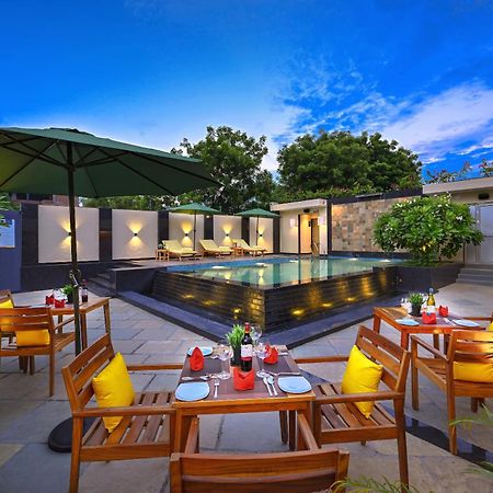Royale Sarovar Portico Agra Agra  Dış mekan fotoğraf