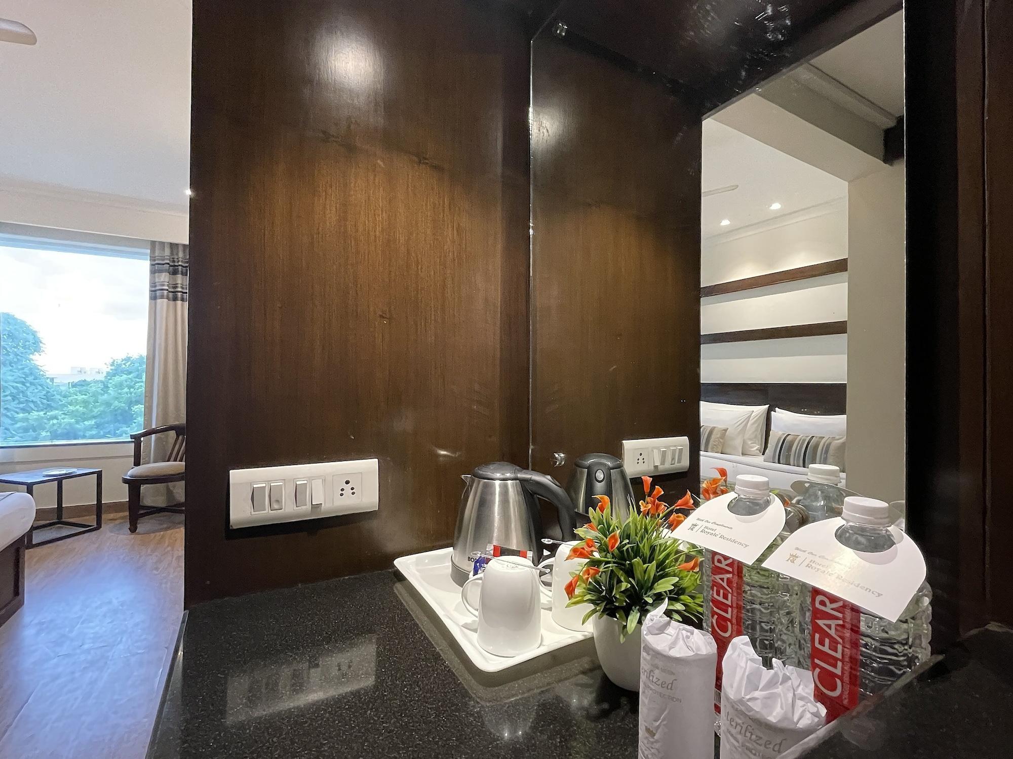 Royale Sarovar Portico Agra Agra  Dış mekan fotoğraf