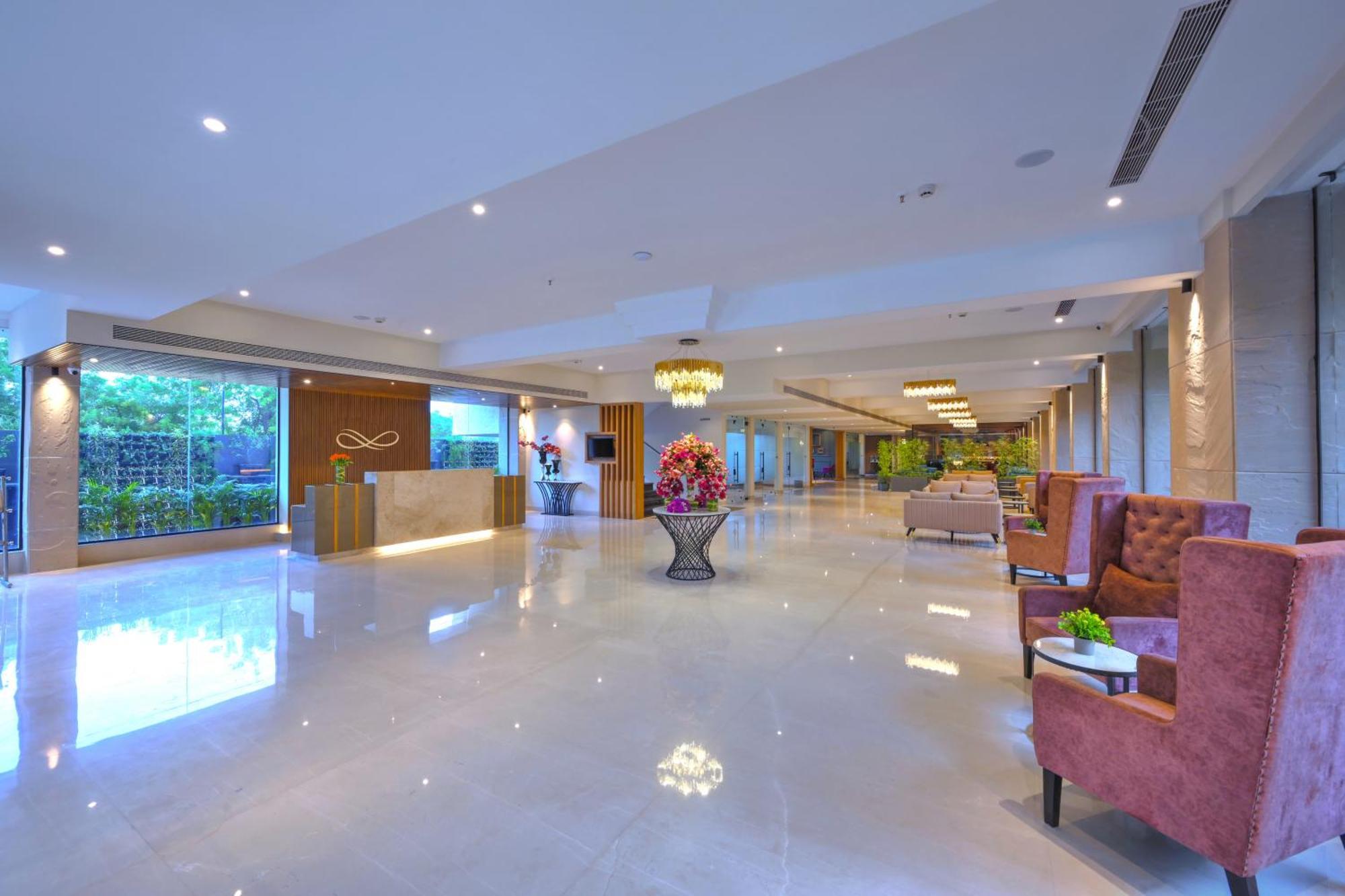 Royale Sarovar Portico Agra Agra  Dış mekan fotoğraf