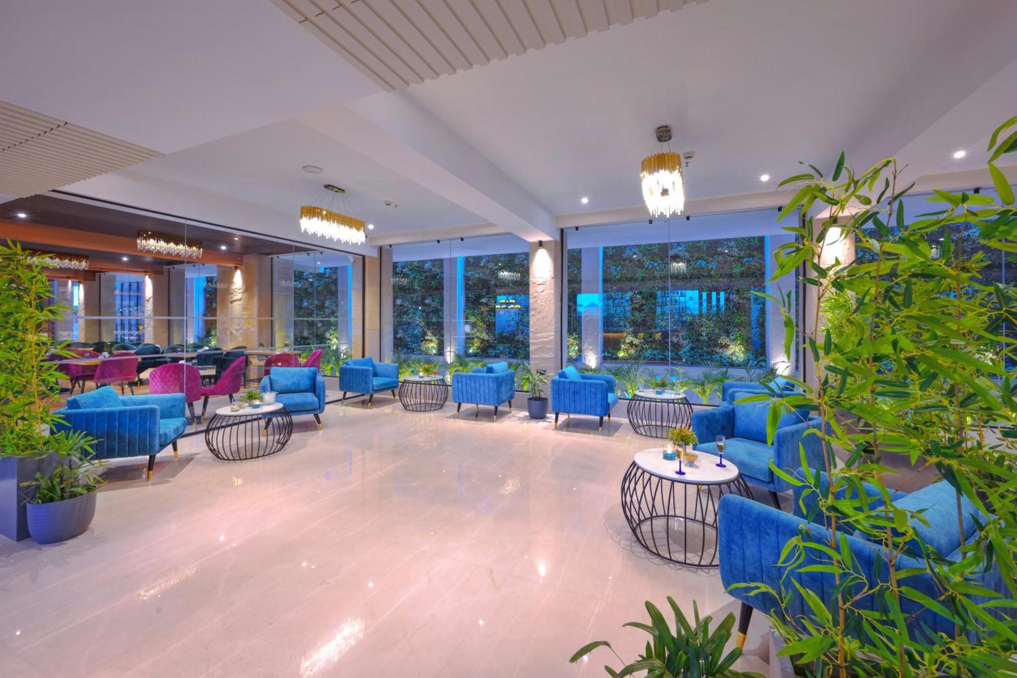 Royale Sarovar Portico Agra Agra  Dış mekan fotoğraf